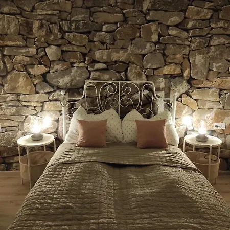 Szomolyai Vadvirág Apartamento Szomolya